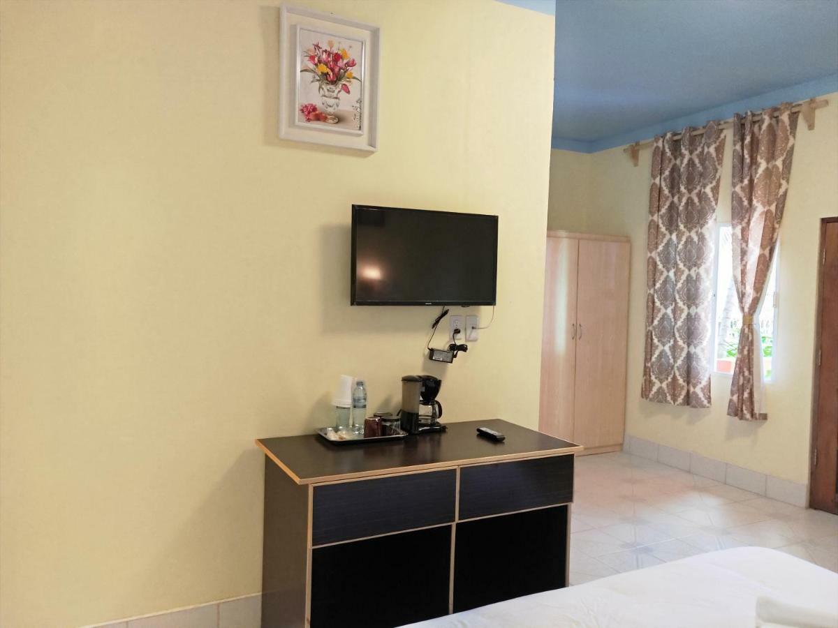 Sunshine View Hotel And Restaurant โคโรซอล ภายนอก รูปภาพ